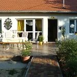 Elizabeth * Tokaj