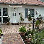 Elizabeth Apartmán *