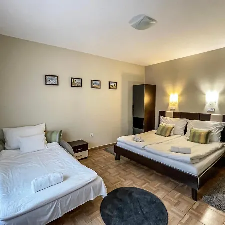 Elizabeth Apartment