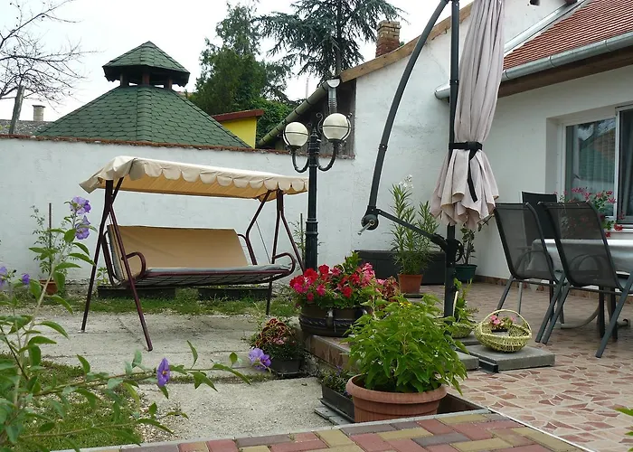 Elizabeth * Tokaj