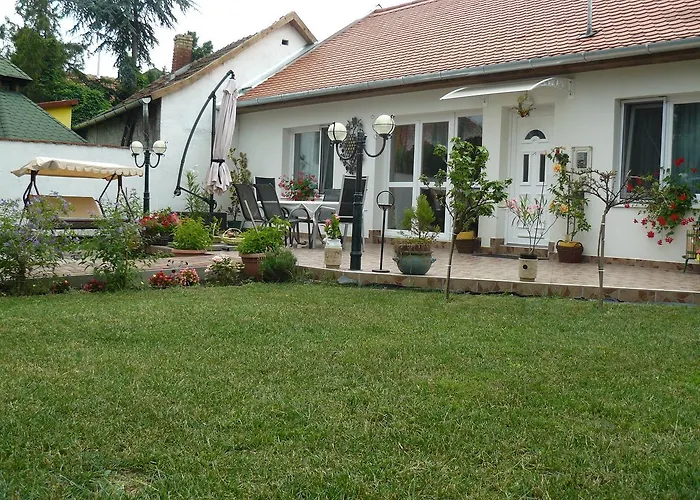 Elizabeth * Tokaj